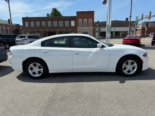 2022 dodge charger sxt