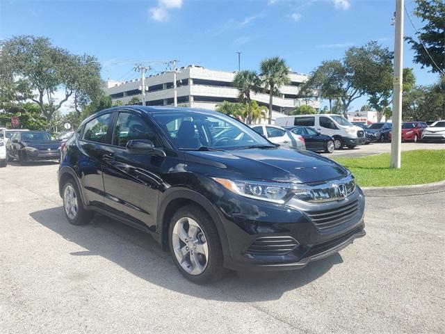 2022 honda hr-v lx