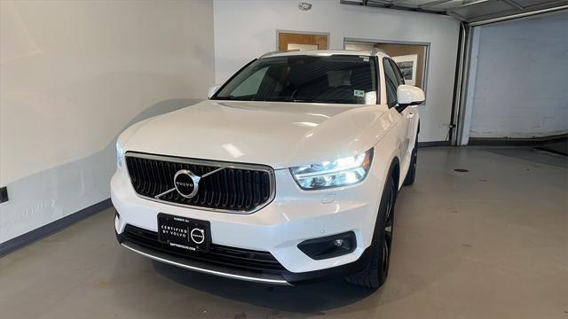 2022 volvo xc40 t5 momentum