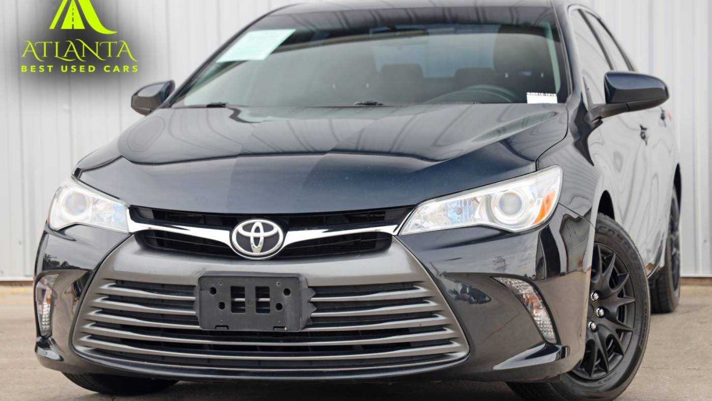 2016 toyota camry le