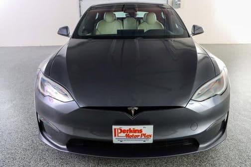 2021 tesla model s in chicago, illinois