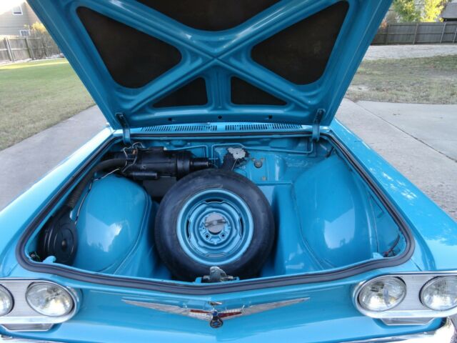 1960 corvair 500, 4-door sedan