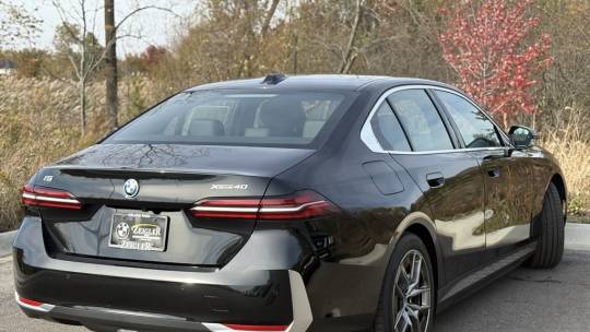 2025 BMW i5