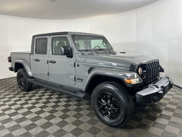2022 jeep gladiator altitude 4x4