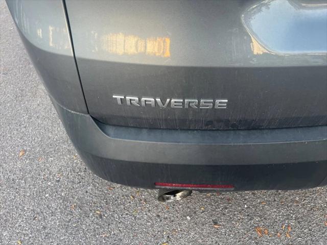2021 chevrolet traverse ls