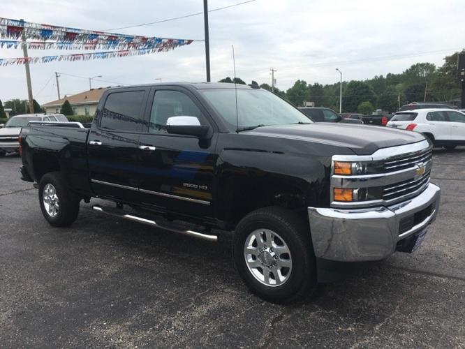 used 2017 chevrolet silverado 2500 4x4 crew cab lt kewaskum, wi 53040 for sale in kewaskum, wisconsin