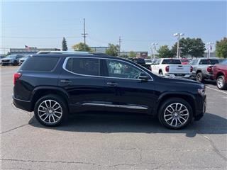 2022 GMC Acadia denali