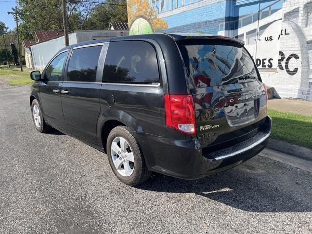 2019 dodge grand caravan se