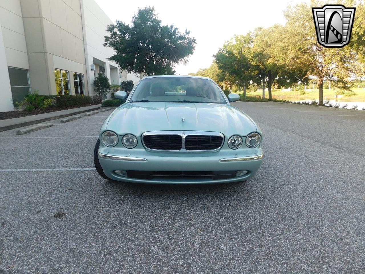 2004 jaguar xj8