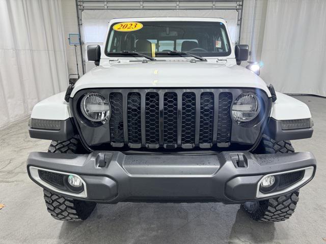 2023 jeep gladiator sport s