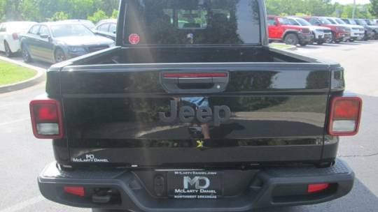2024 Jeep Gladiator