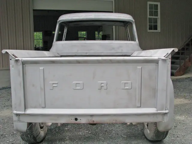 1956 f100 big window rare find body is very solid just glass beaded project