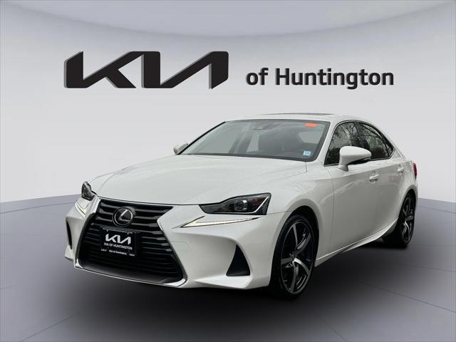 2018 lexus is 300 base