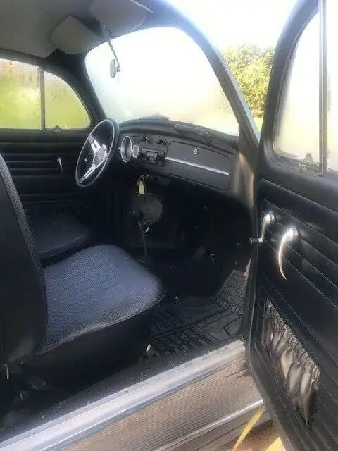 clean 1963 vw bug