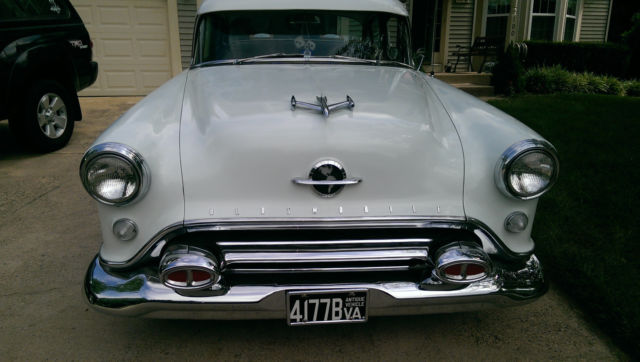 1954 oldsmobile rocket 88