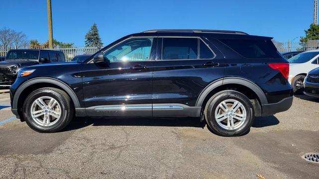 2022 ford explorer xlt
