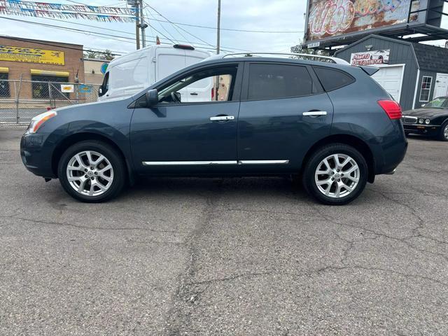 2012 nissan rogue sv