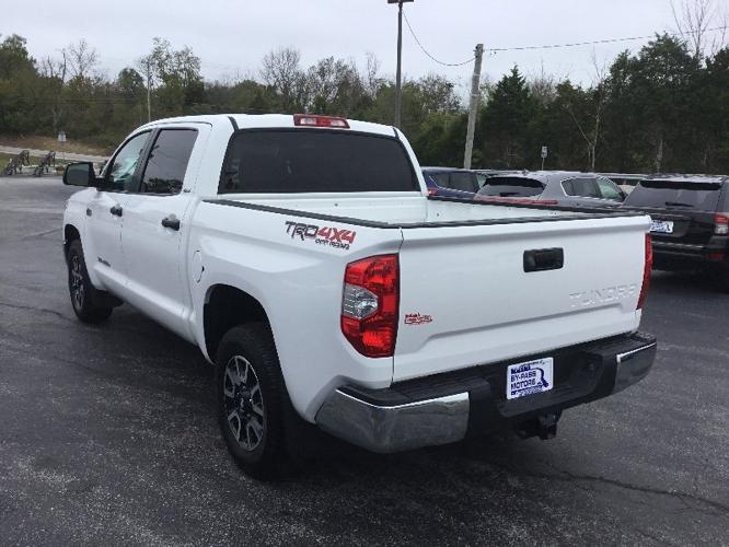used 2018 toyota tundra 4x4 crewmax sr5 lawrenceburg, ky 40342 for sale in lawrenceburg, kentucky