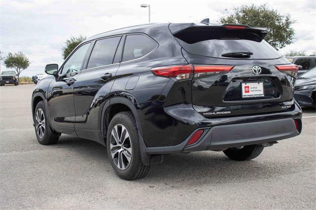 2021 toyota highlander xle