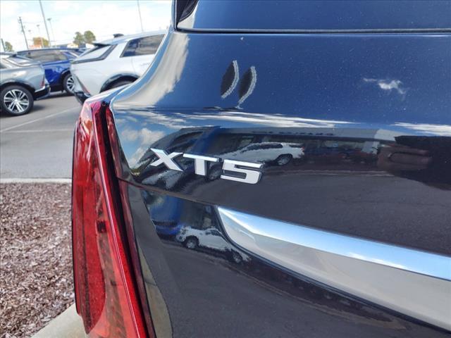 2022 cadillac xt5 premium luxury