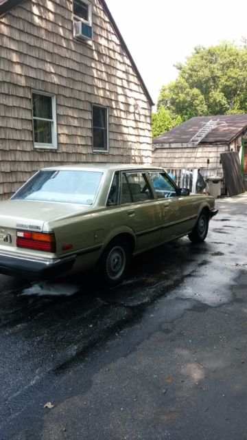 1982 toyota cressida 4 door 5m-e 6 cylinder automatic overdrive very low miles