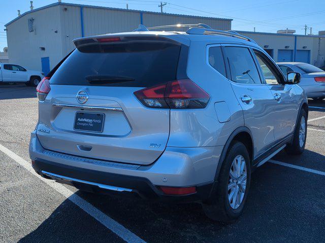 2020 nissan rogue sv