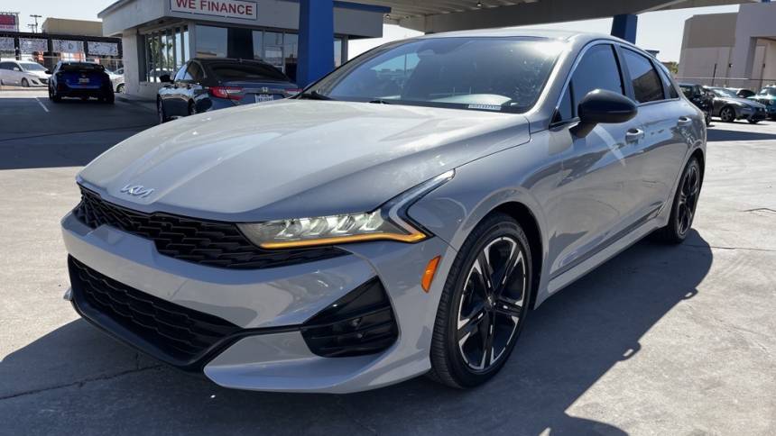 2022 kia k5 gt-line