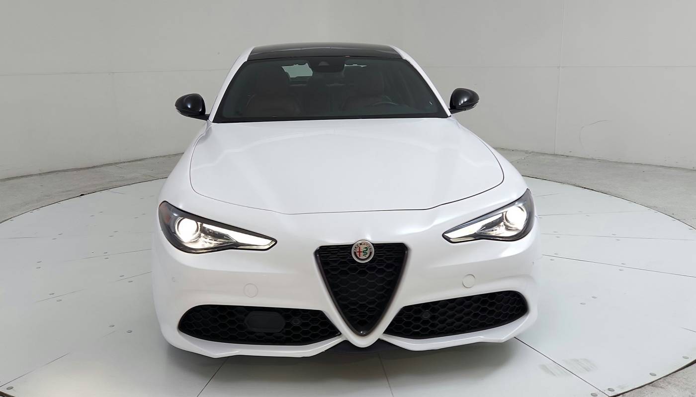 2022 alfa romeo giulia veloce