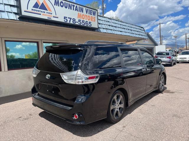 2014 toyota sienna se