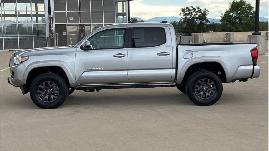 2023 toyota tacoma