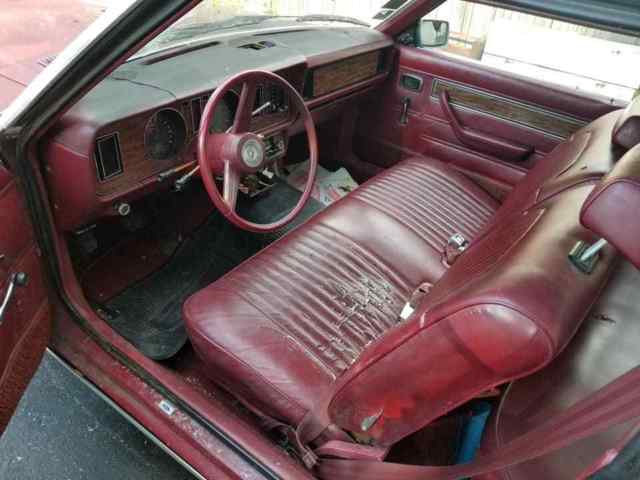 1982 ford fairmont futura 2-door sedan box top project or parts car