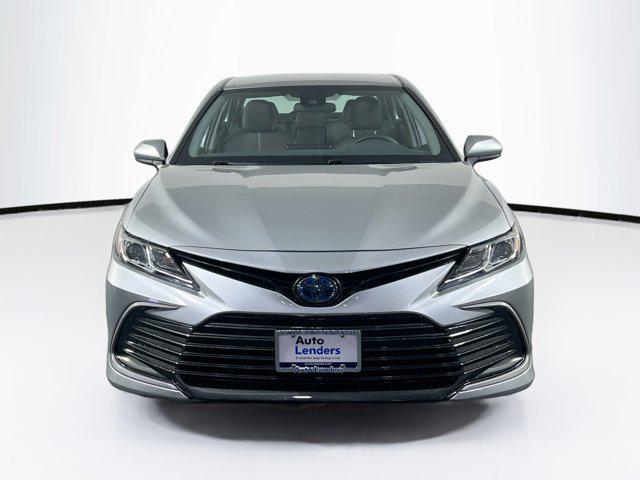2023 toyota camry le