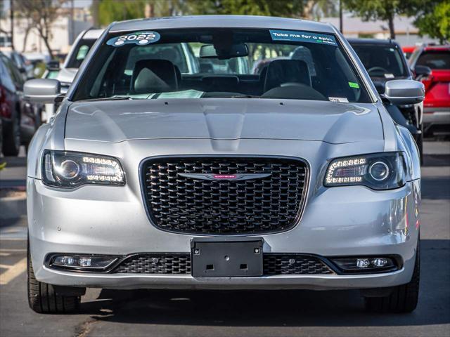 2022 chrysler 300 s