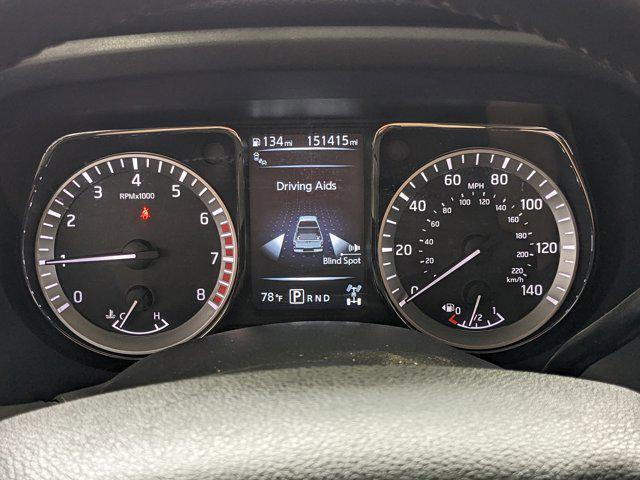 2017 nissan titan sv