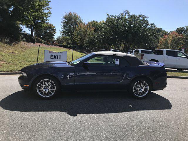 2012 ford mustang v6