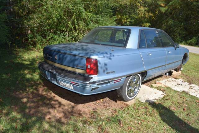 1992 oldsmobile 98 (for parts or repair-engine problem)