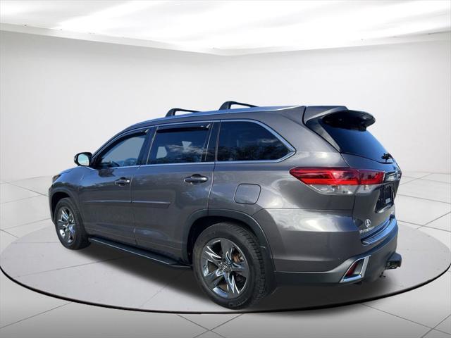 2017 toyota highlander limited platinum
