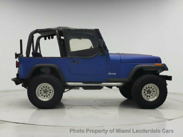 classic jeep wrangler 4x4 5-speed low miles clean carfax custom wheels florida