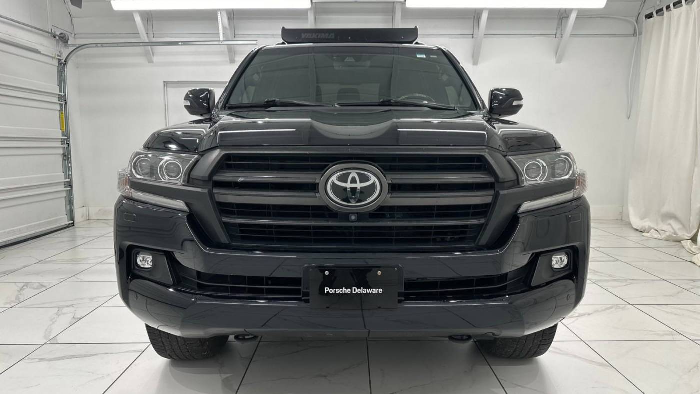 2020 toyota land cruiser