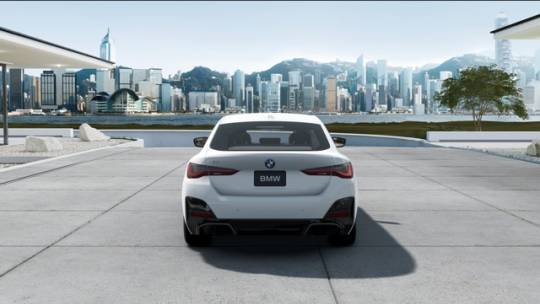 2025 BMW i4
