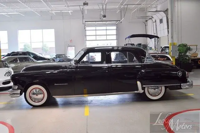1952 chrysler imperial sedan
