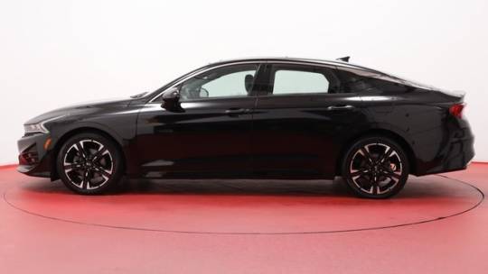 2021 kia k5 gt-line