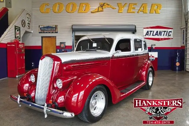 1936 plymouth 4 door
