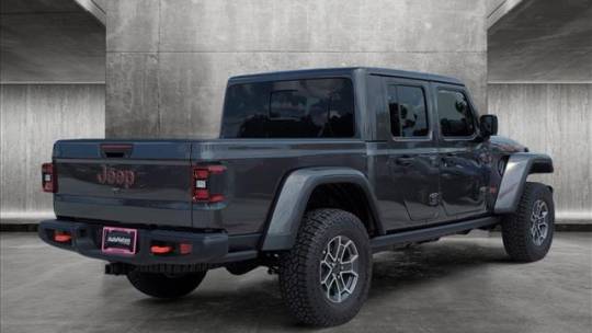 2024 Jeep Gladiator