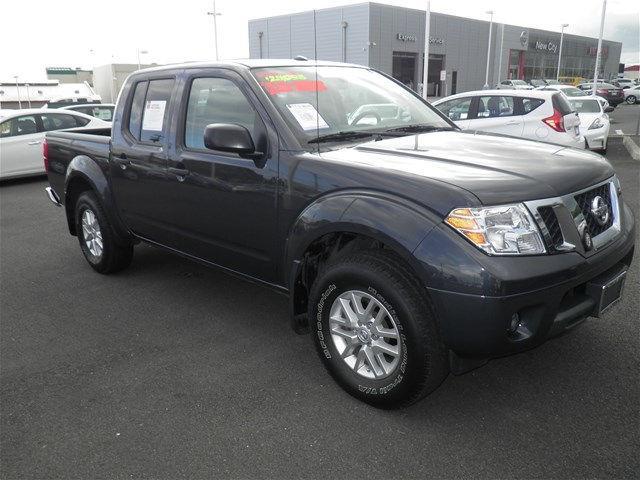2014 nissan frontier sl 4x4 sl 4dr crew cab 5 ft. sb pickup 5a for sale in honolulu, hawaii