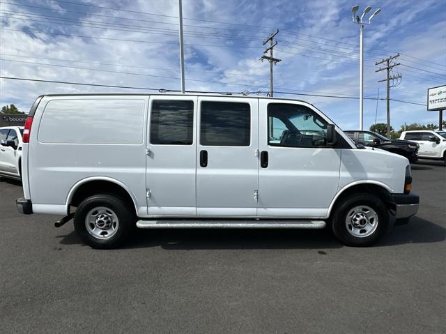 2022 gmc savana 2500 work van