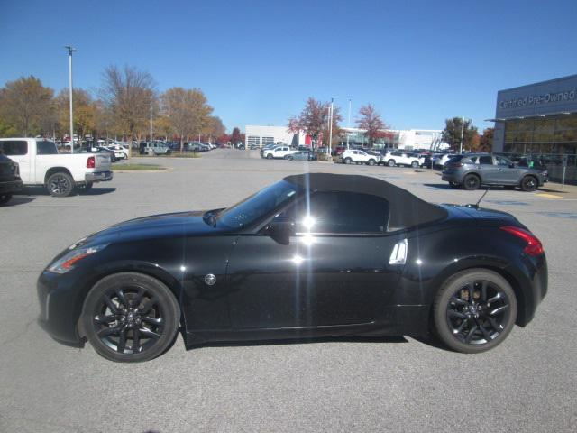 2015 nissan 370z touring