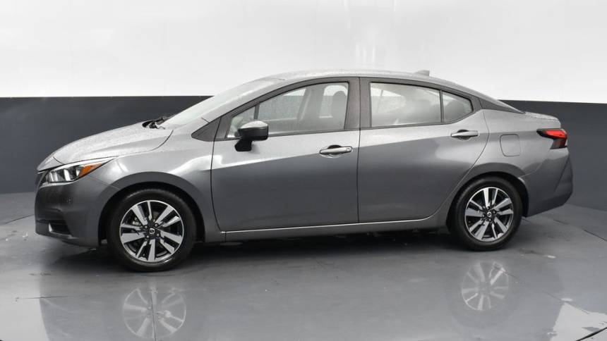 2021 nissan versa sv