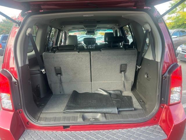 2010 nissan pathfinder le