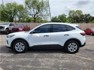 2023 Ford Escape base